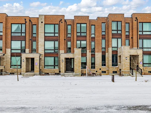 9 Breyworth Rd, Markham, ON L6C 0Z5