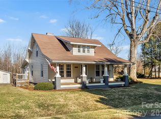 110 Garrison Rd, Morganton, NC 28655