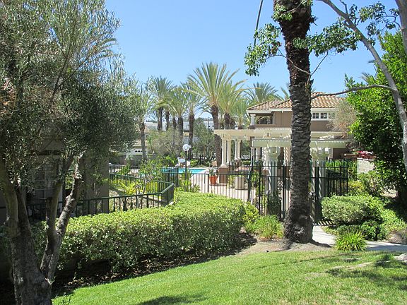 5th image of 134 Matisse Cir