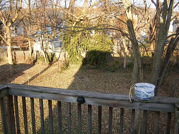 4th image of 214 Willow St