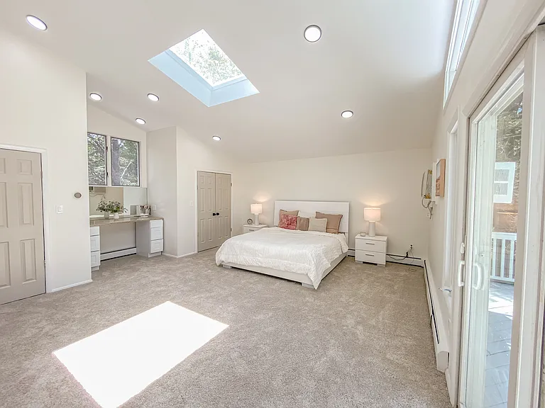 1 Herrick Dr — Photo 16
