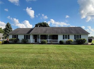 8231 E Lincoln Way, Apple Creek, OH 44606