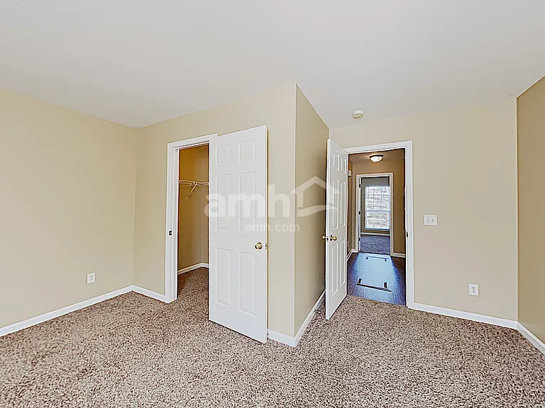 2925 Burtonwood Dr — Photo 12