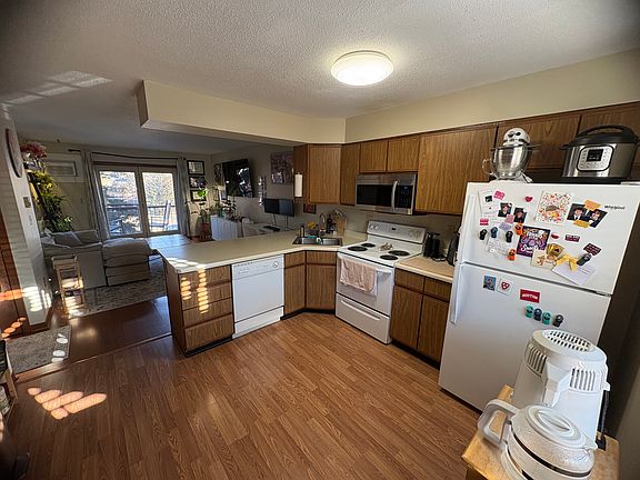 3rd image of 29 Valley Ave APT 3