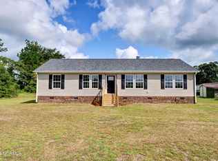 100 Country Ct, Ernul, NC 28527