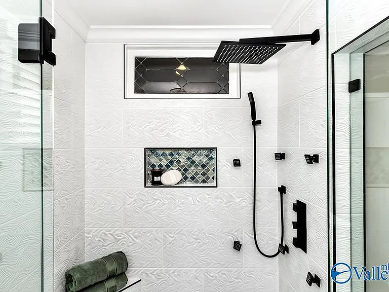 1410 Ward Ave NE — Photo 30