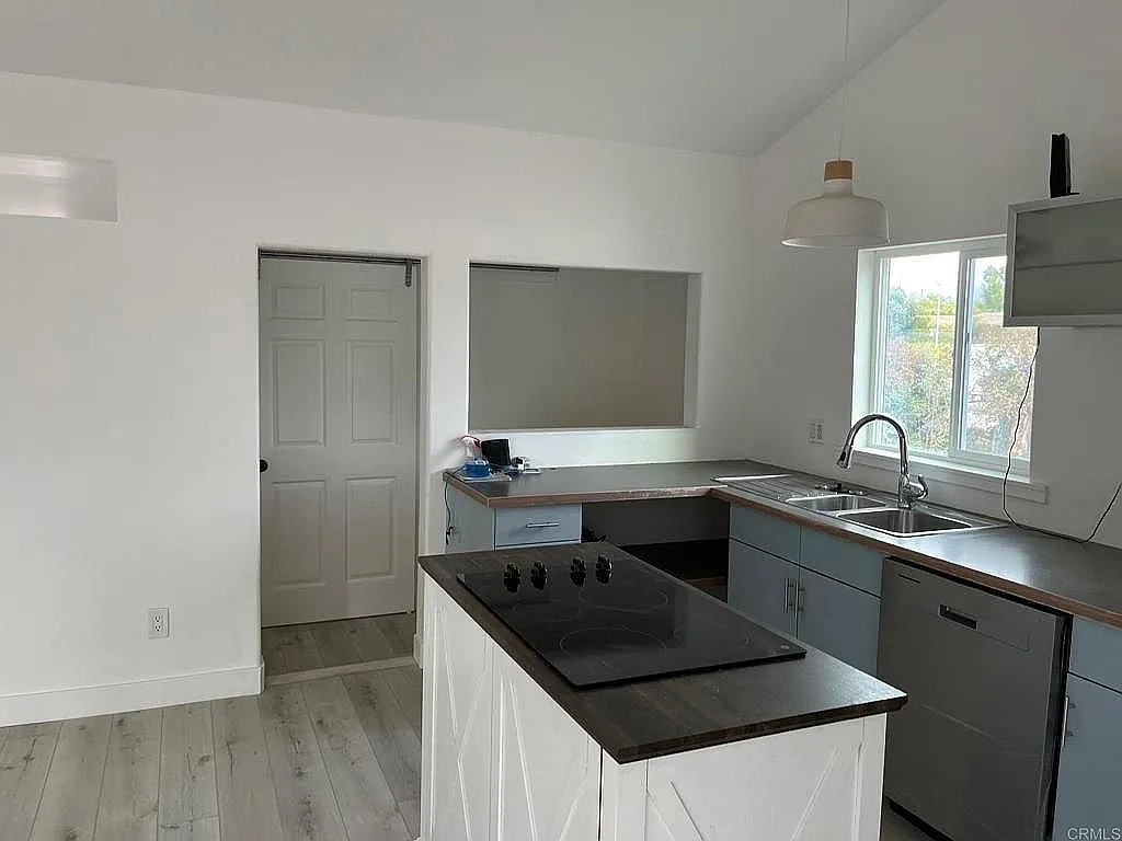 Ocean View Ave, Encinitas — Photo 4