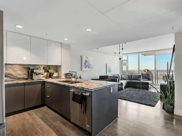 510 S 6th Ave SE #2307, Calgary, AB T2G 1L7