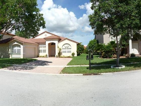 1st image of 1060 NW 185th Ter