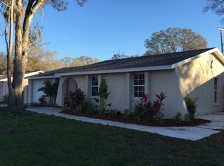 3675 Sugarcreek Dr, Tampa, FL 33619