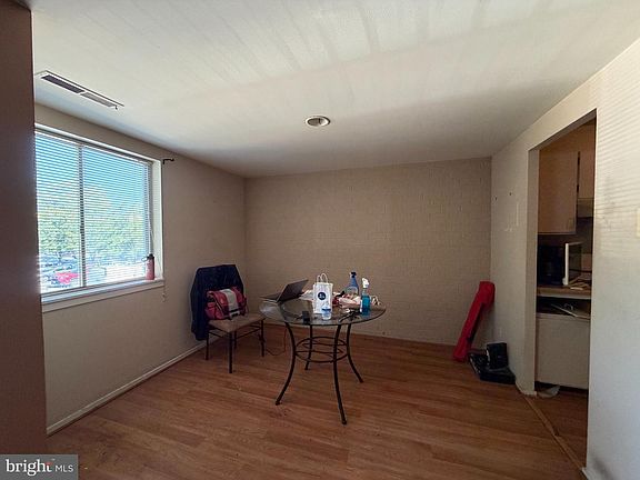 4th image of 19307 Club House Rd APT 204