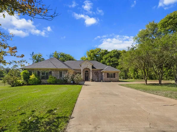 180 County Road 826, Nacogdoches, TX 75964