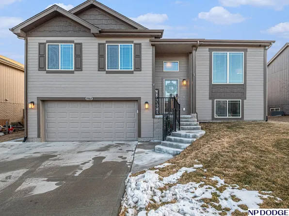 19065 Robin Dr, Omaha, NE 68136