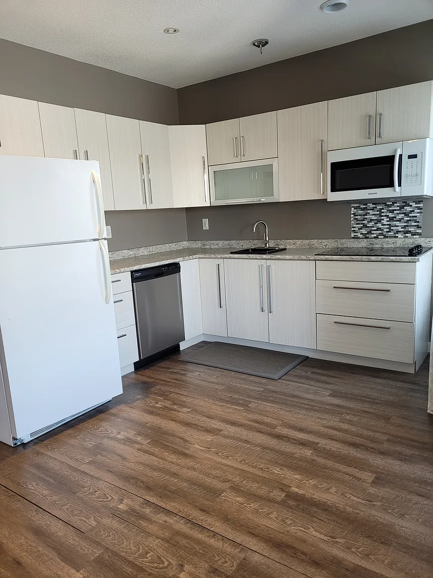 5324 61st St photo 1