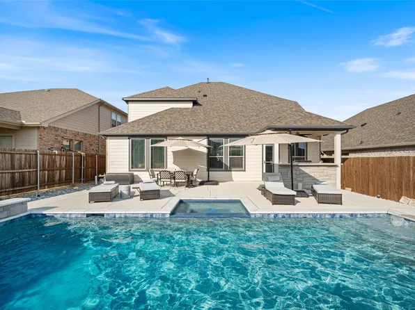 10533 Katalpa Dr, Fort Worth, TX 76179
