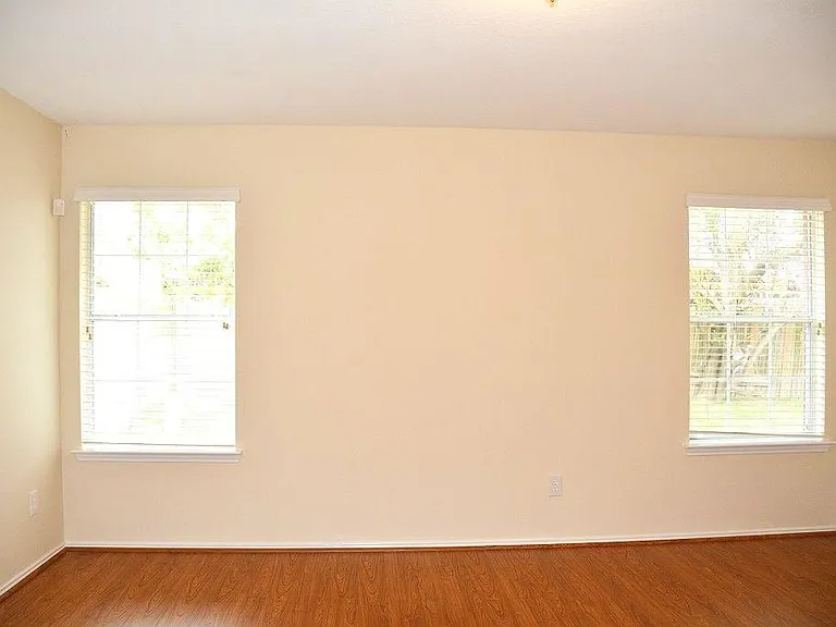 10011 NW Park Place Dr — Photo 15