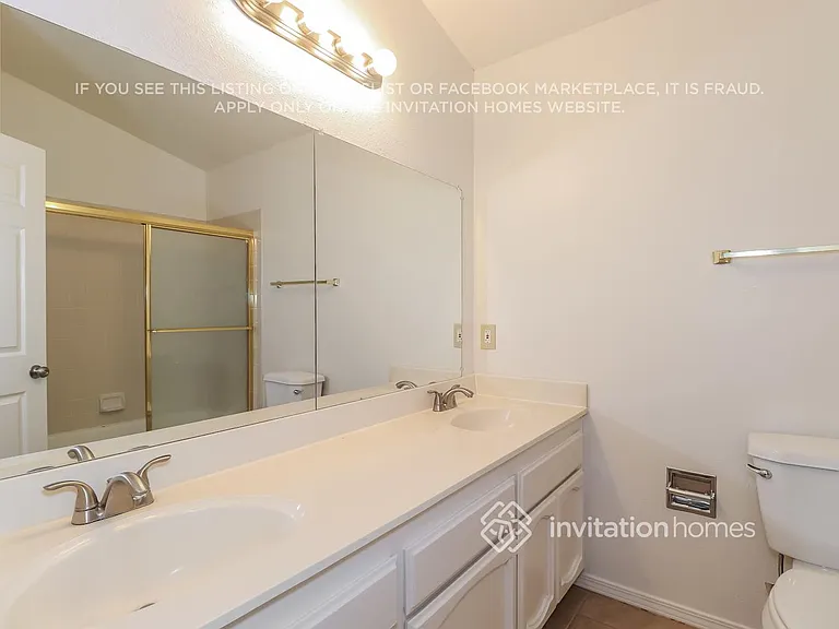 8186 Devon Park Ct — Photo 16