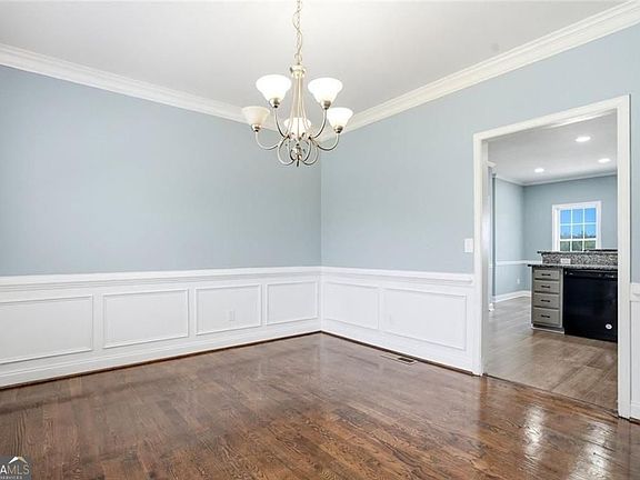 4th image of 1814 Oak Branch Way