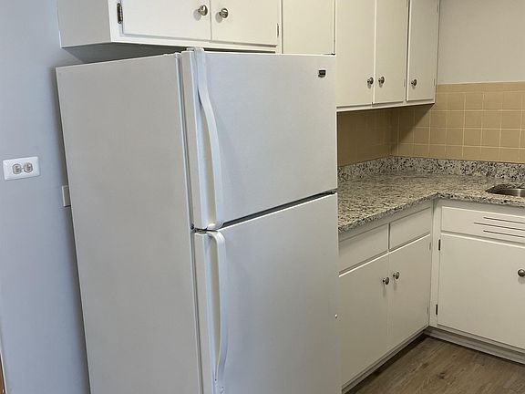 2nd image of 2901 S Harlem Ave APT 8