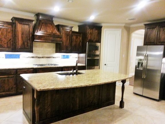 4th image of 10379 Perkins Ln
