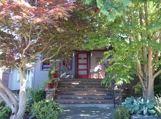 1624 N 54th St, Seattle, WA 98103