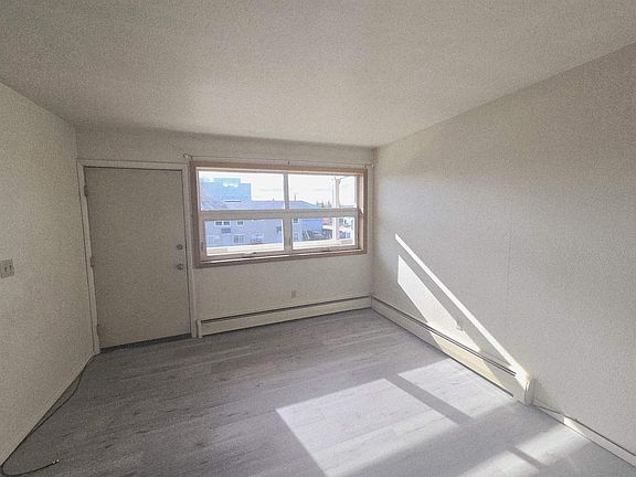 3rd image of 141 Dunkel St Unit 13B