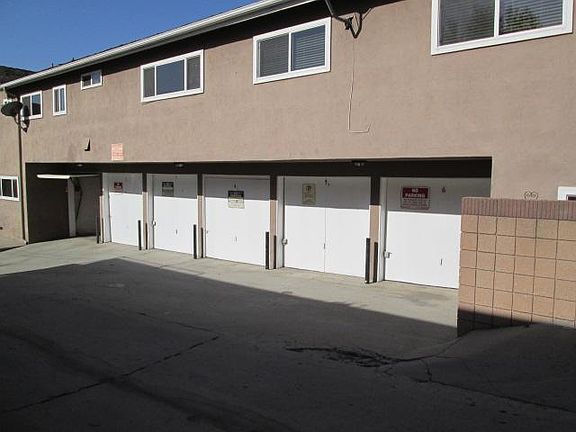 6 Garages #2 Available