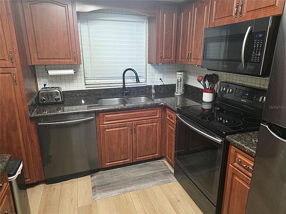 5th image of 5130 BRITTANY DRIVE S #604