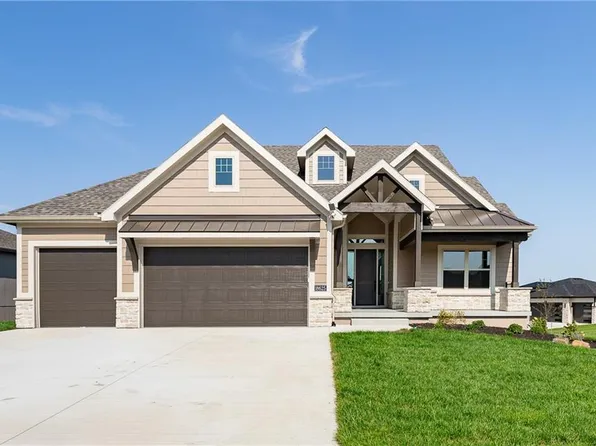 18625 Reinhardt St, Overland Park, KS 66085