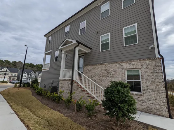 400 Clementine Dr, Cary, NC 27519