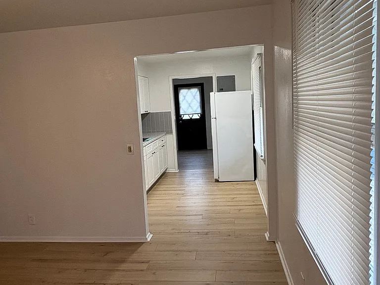 26 Union Rd — Photo 11