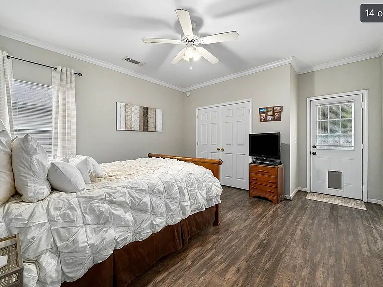 5402 Cottage Ln — Photo 9