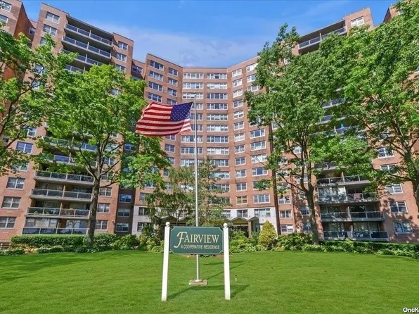 61-20 Grand Central Parkway #B807, Forest Hills, NY 11375