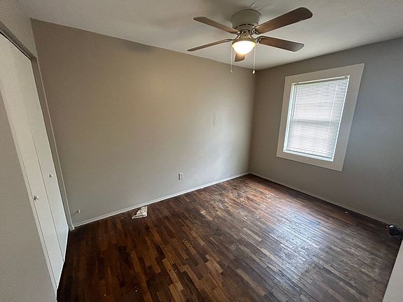 5th image of 220 W Thomas St