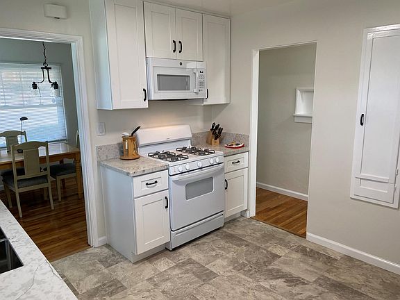 4th image of 3603 Tennyson St