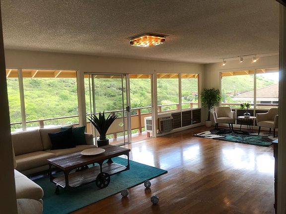 2nd image of 5317 Malu Pl
