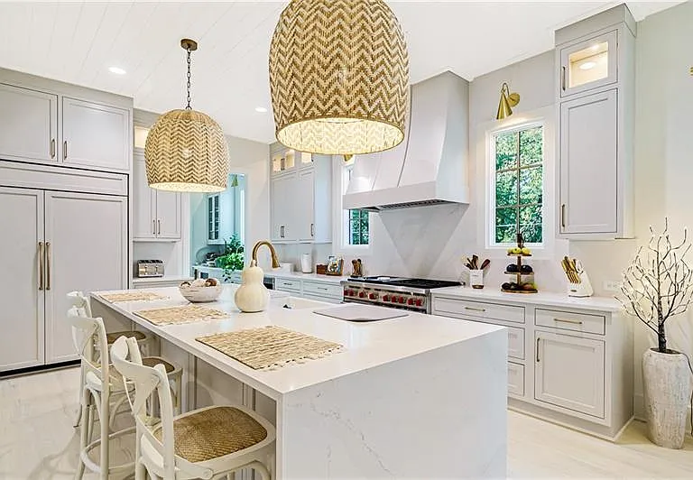 538 Park Dr NE — Photo 11