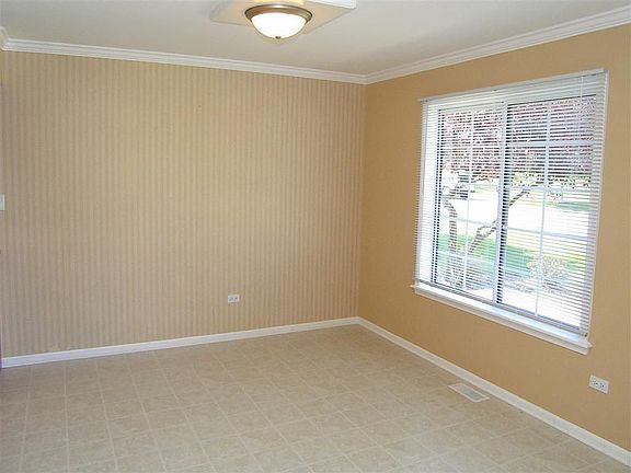 5th image of 400 Village Creek Dr #5A