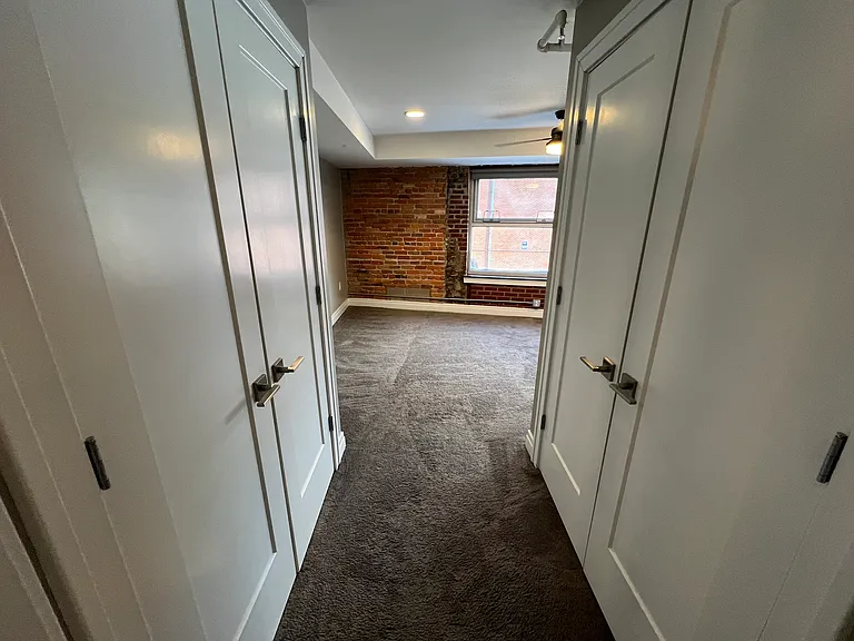 31 Barker St #1 — Photo 22