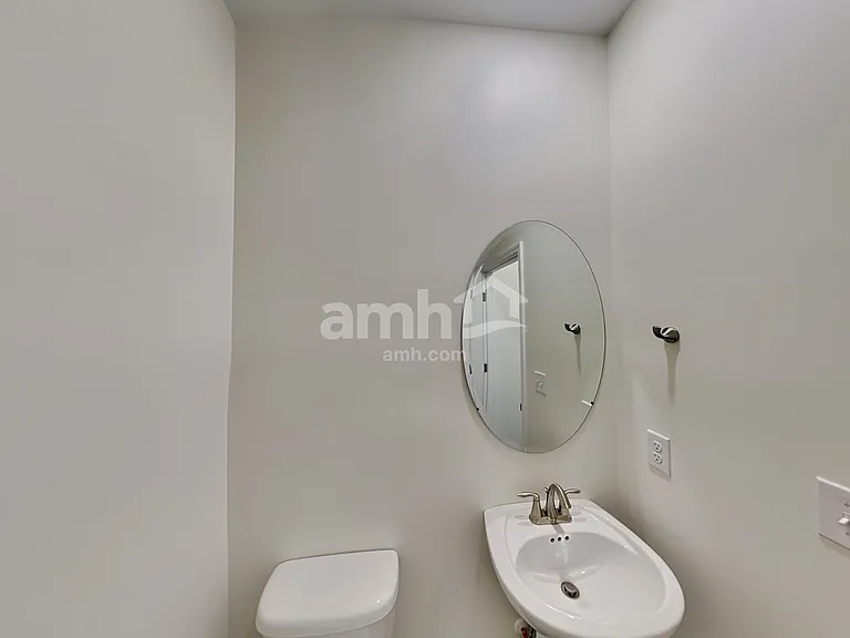 5231 Valor Dr — Photo 10