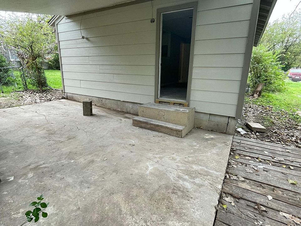 1st image of 1213 N 12th St