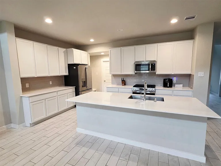 13022 Mid Stocket Dr — Photo 9