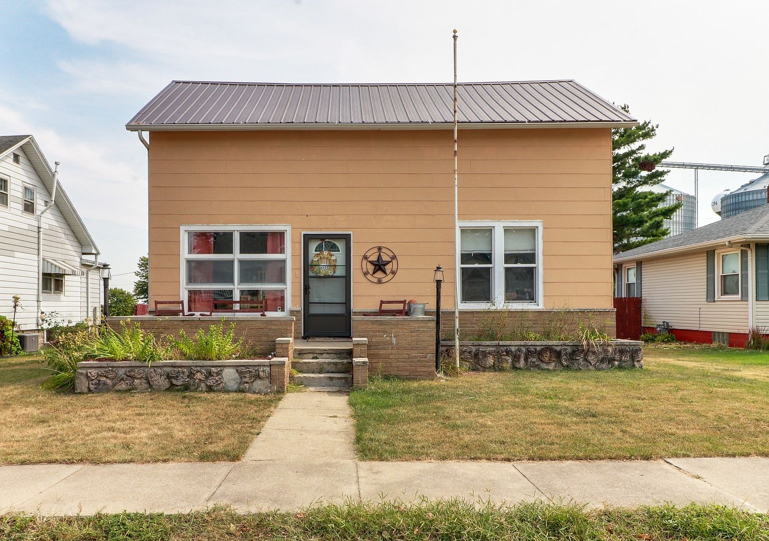 505 Pleasant St, Benson, IL 61516 Zillow