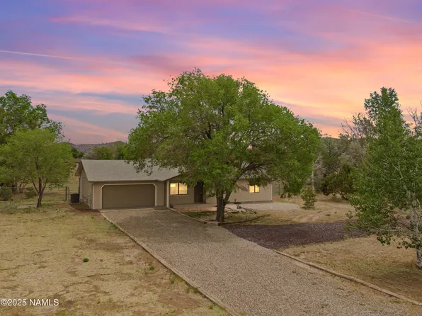 9685 Pioneer Valley Rd, Flagstaff, AZ 86004