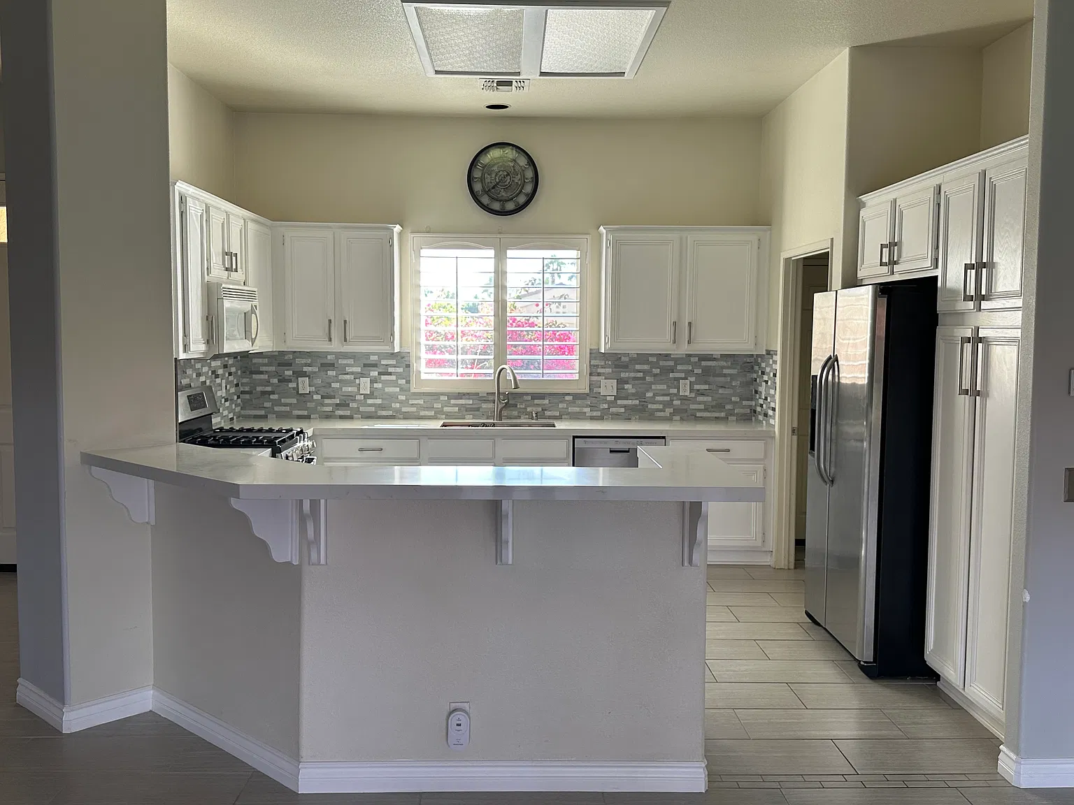 3 bed, 1680 sqft, $2,880 — Photo 3
