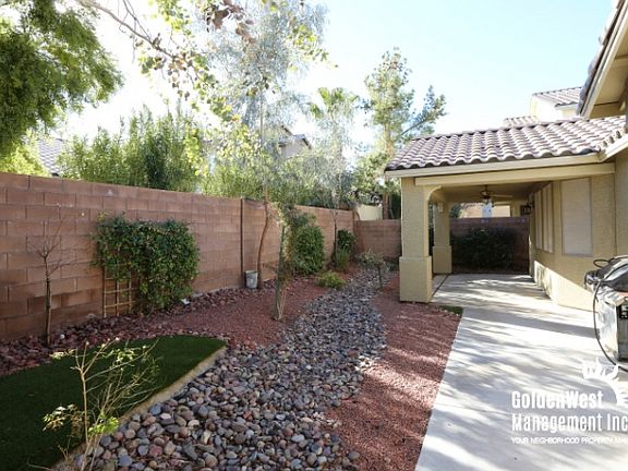 3rd image of 5699 Almocita Ct