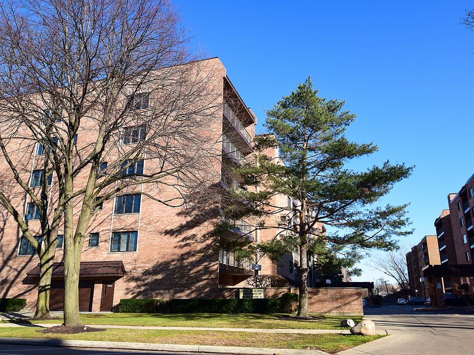 1st image of 901 Center St #A108