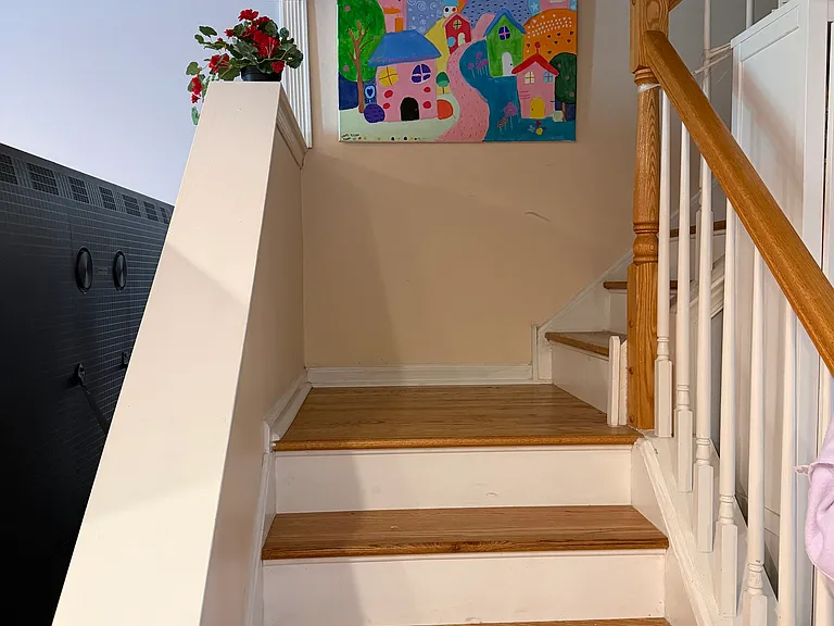 606 Harrington Ct — Photo 14