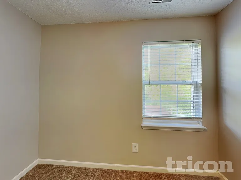 5940 Briggs Dr — Photo 9