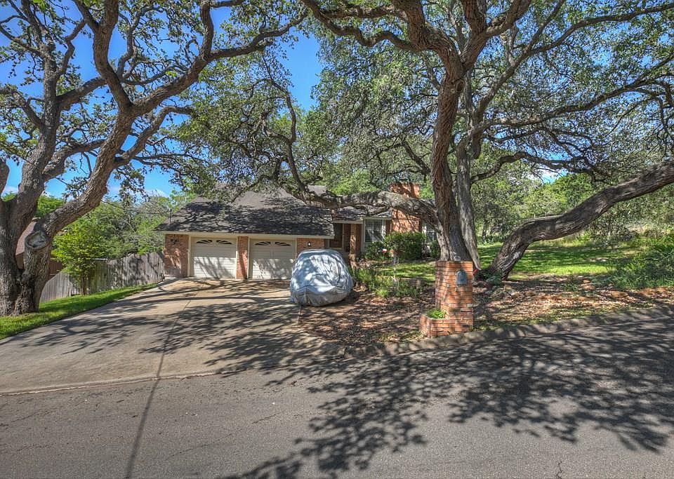 1st image of 104 Mission Dr